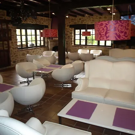 Complejo Rural El Pomar Hotel
